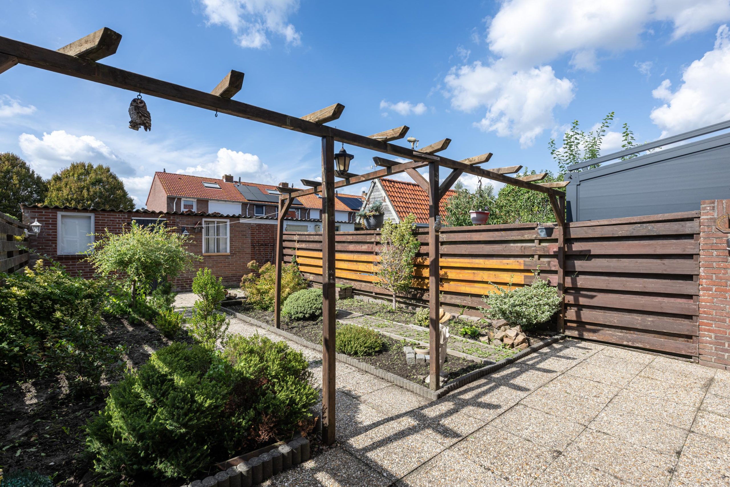 292230351.jpg